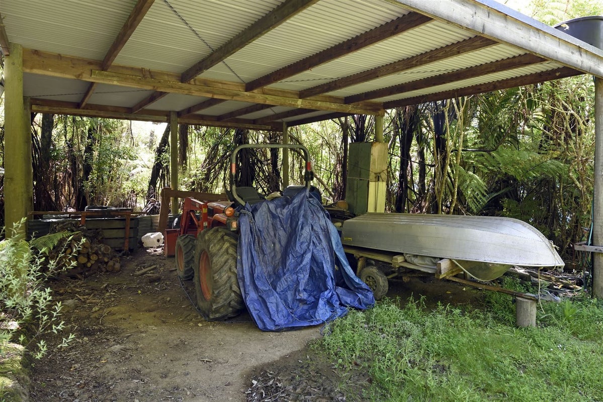 593 Bill Bryants Road, Squally Cove, Marlborough Sounds - Carousel 27