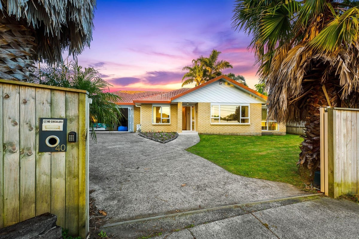 40 Triangle Road, Massey, Auckland - Carousel 2