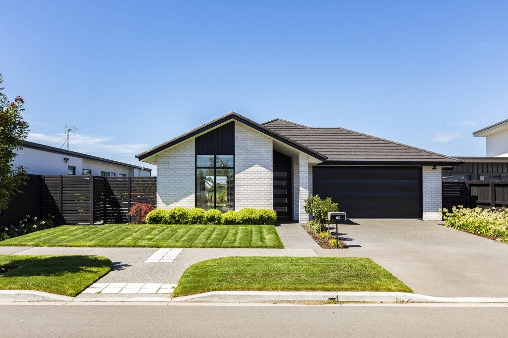 79 Katrine Drive, Burwood, Christchurch - Carousel 1