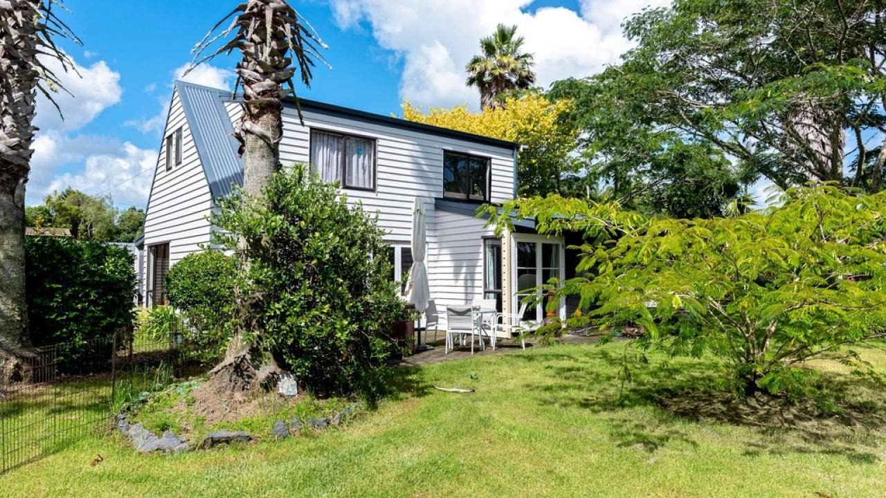 24A Bristol Road, Whenuapai, Auckland - Carousel 13