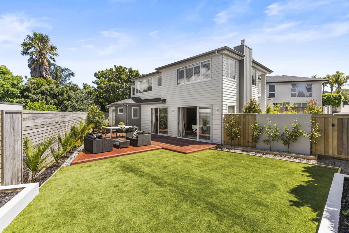 291A Riddell Road, Glendowie, Auckland - Carousel 1
