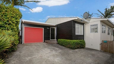 16A Beatrice Avenue, Hillcrest, North Shore City - Carousel 1