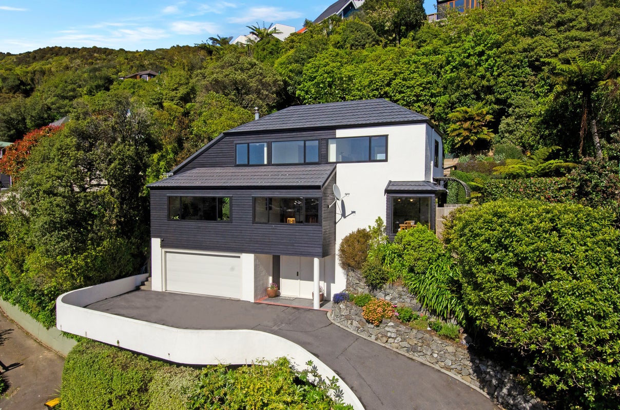 3 Paparata Street, Karori, Wellington - Carousel 1