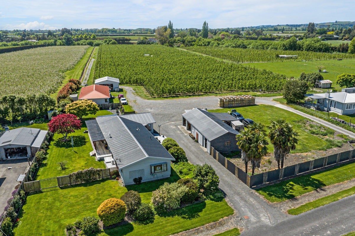 25 Watson Road, Karamu, Hastings - Carousel 1