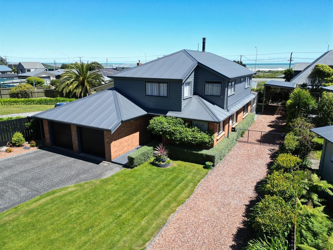 14 Loris Place, Karoro, Greymouth - Carousel 2