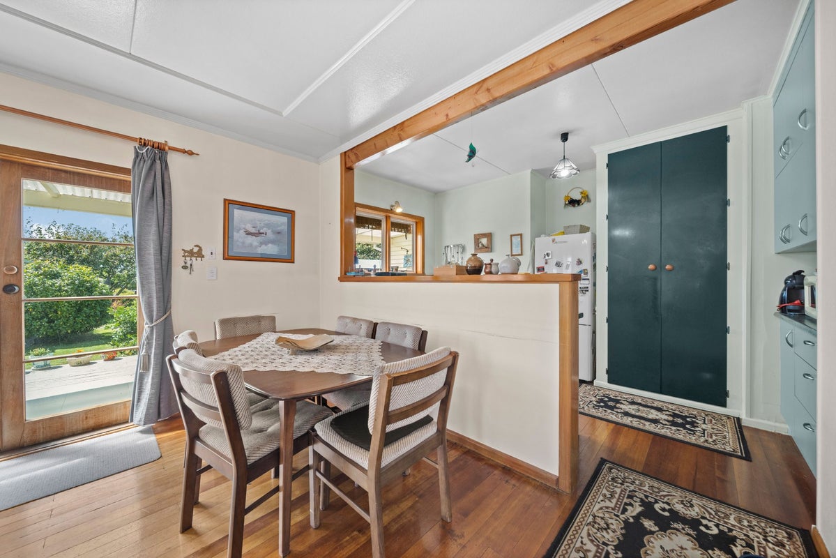 6 Weka Place, Masterton - Carousel 2