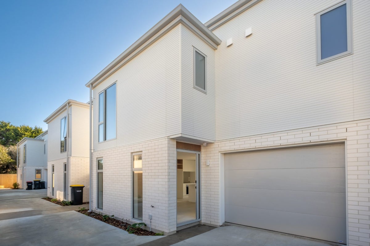 2/50 Marine Parade, North New Brighton, Christchurch - Carousel 22