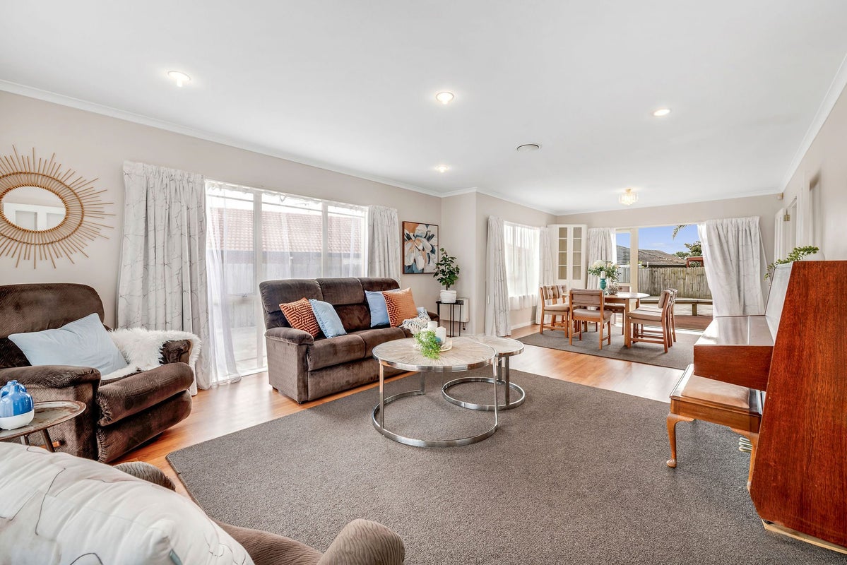 12 Inagh Close, Dannemora, Auckland - Carousel 2