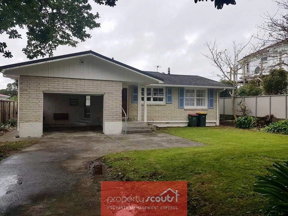13 Bell Street, Welbourn, New Plymouth - Carousel 1