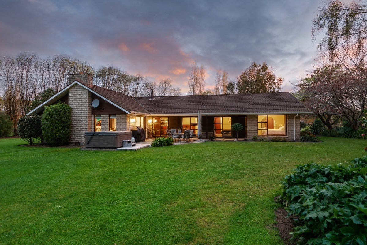 94 Fullers Road, Woodend, Kaiapoi - Carousel 1