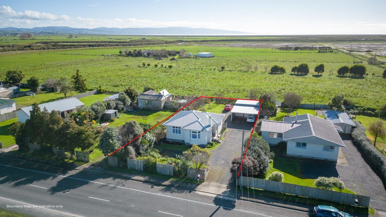677 State Highway 25, Thames - Carousel 1
