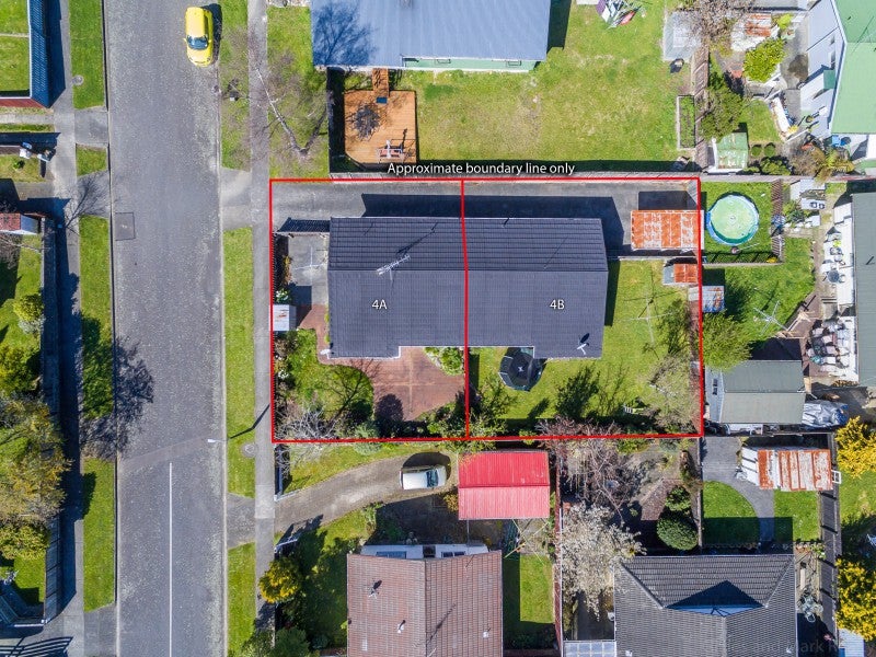 2/4 GARNET GR, BIRCHVILLE, UPPER HUTT - Carousel 21