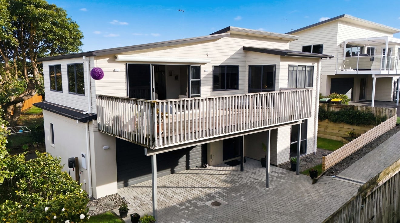 10C Whitaker Street, Otumoetai, Tauranga, Bay Of Plenty - Carousel 1