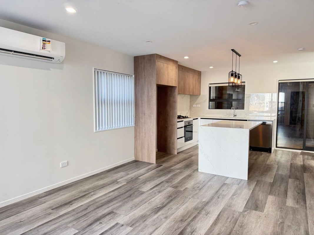 1/156 Coxhead Road, Wattle Downs, Auckland - Carousel 2