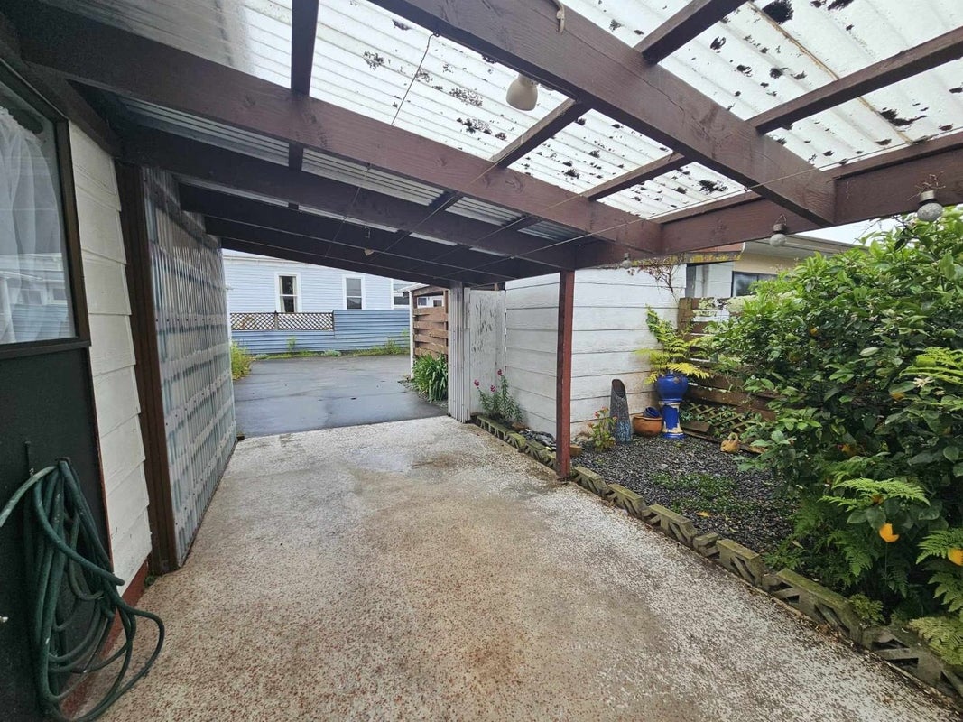 35 Young Street, Whanganui East, Whanganui - Carousel 15