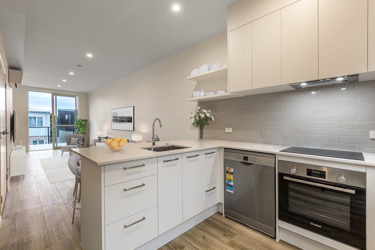 42 Tamora Lane, Avondale, Auckland - Carousel 2
