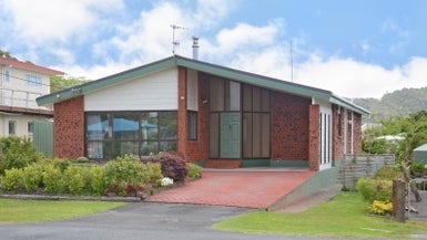 4 Kopipi Crescent, Ngunguru, Whangarei - Carousel 1