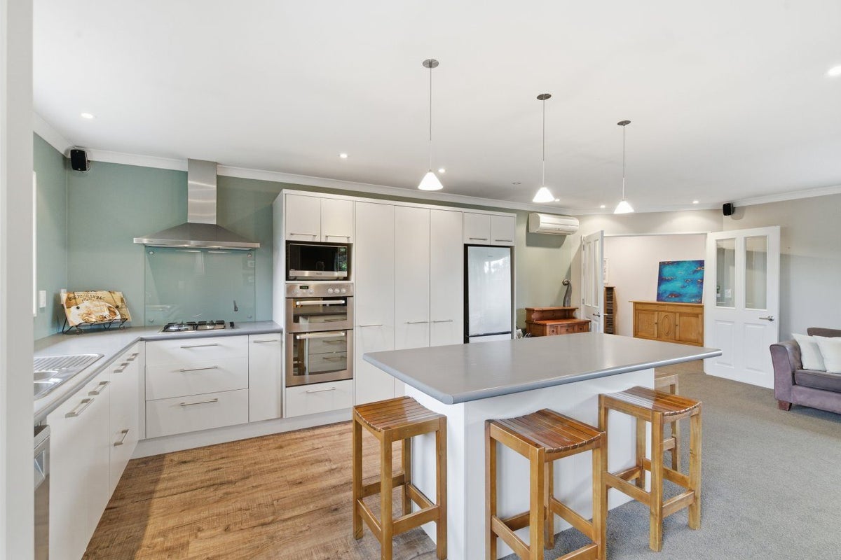 8 Matangi Street, Hei Hei, Christchurch City, Canterbury - Carousel 2