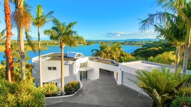 21 Renoir Street, West Harbour, Auckland - Carousel 1