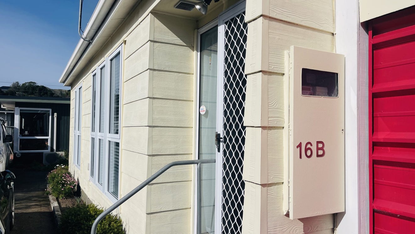 16B Beauchamp Street, Tawa, Wellington, Wellington - Carousel 13