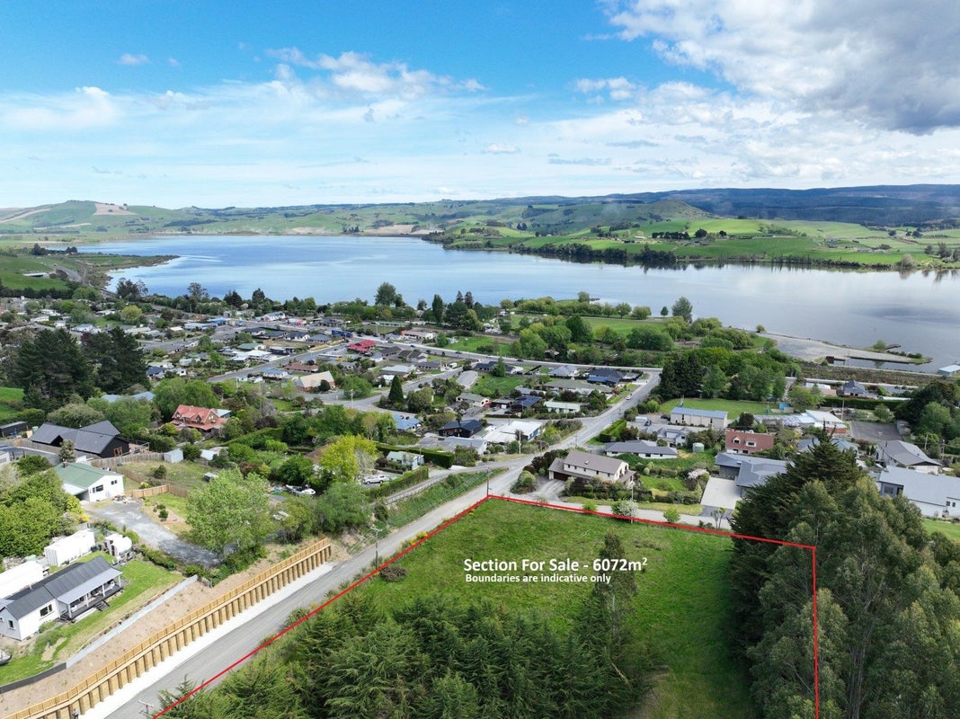 10A Gull Street, Waihola - Carousel 1