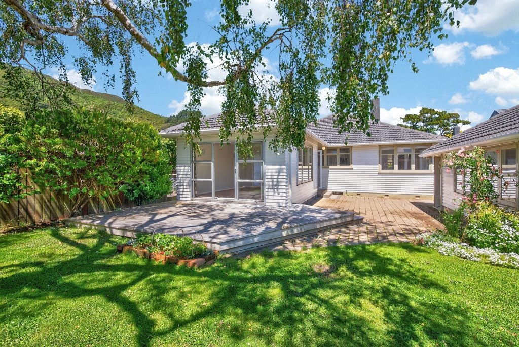 153 Riverside Drive, Waiwhetu, Lower Hutt - Carousel 1