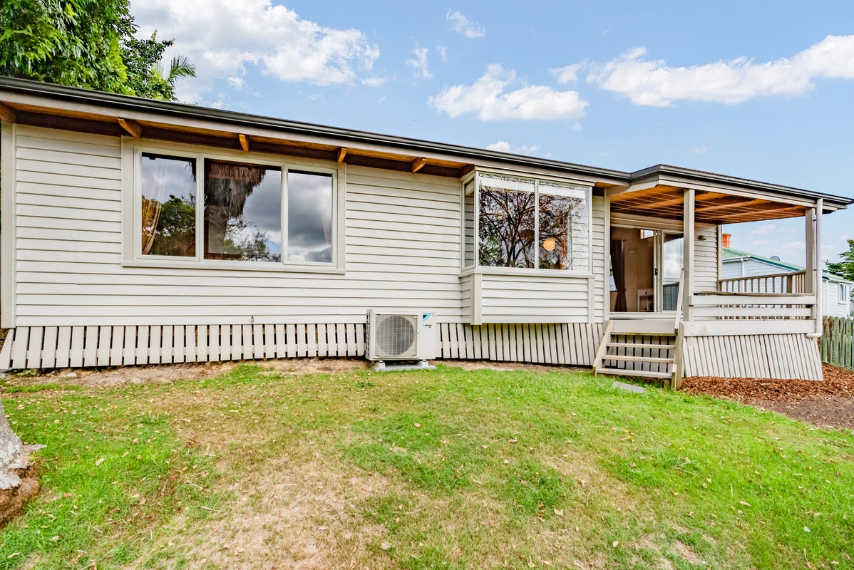 13A Anzac Road, Morningside, Whangarei - Carousel 24