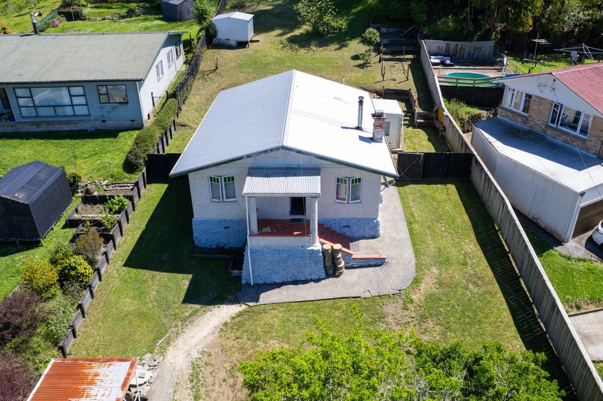 6 Elizabeth Street, Te Kuiti - Carousel 1