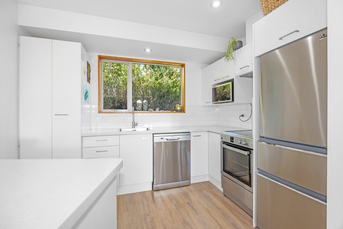 68 Mauger Drive, Heathcote Valley, Christchurch - Carousel 2