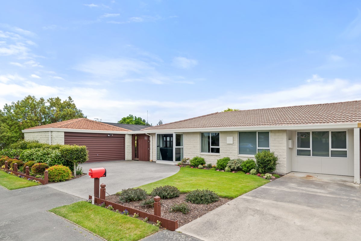 6 Lagan Street, Belfast, Christchurch - Carousel 1