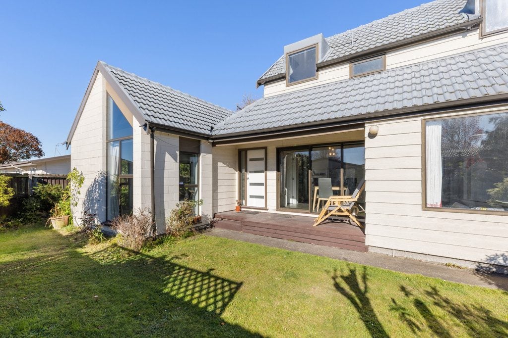 8A Kruse Place, Redwood, Christchurch - Carousel 1