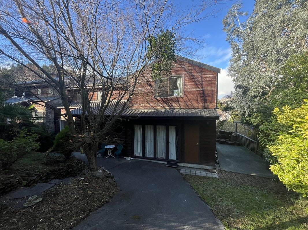12B Arawata Terrace, Fernhill, Queenstown - Carousel 1