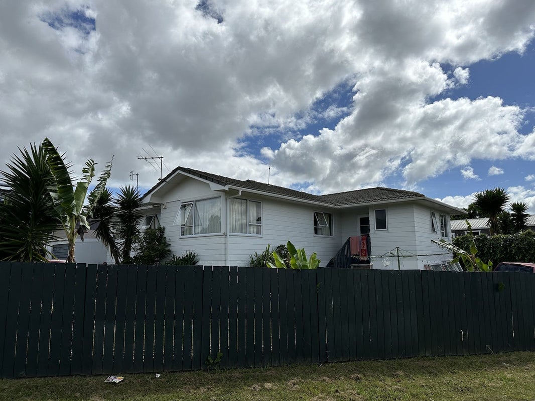 4B John Walker Drive, Manurewa, Auckland - Carousel 1