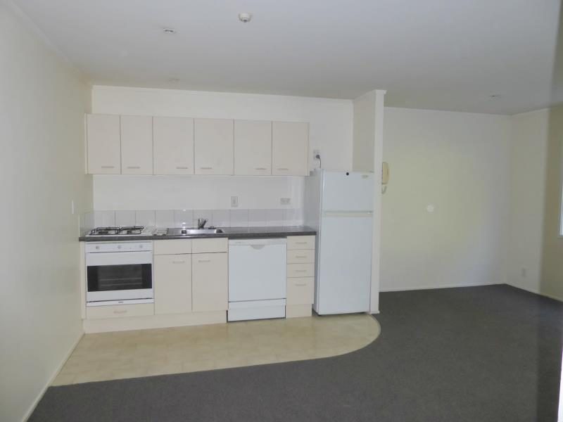 7/6 Brown Street, Mount Cook, Wellington - Carousel 2