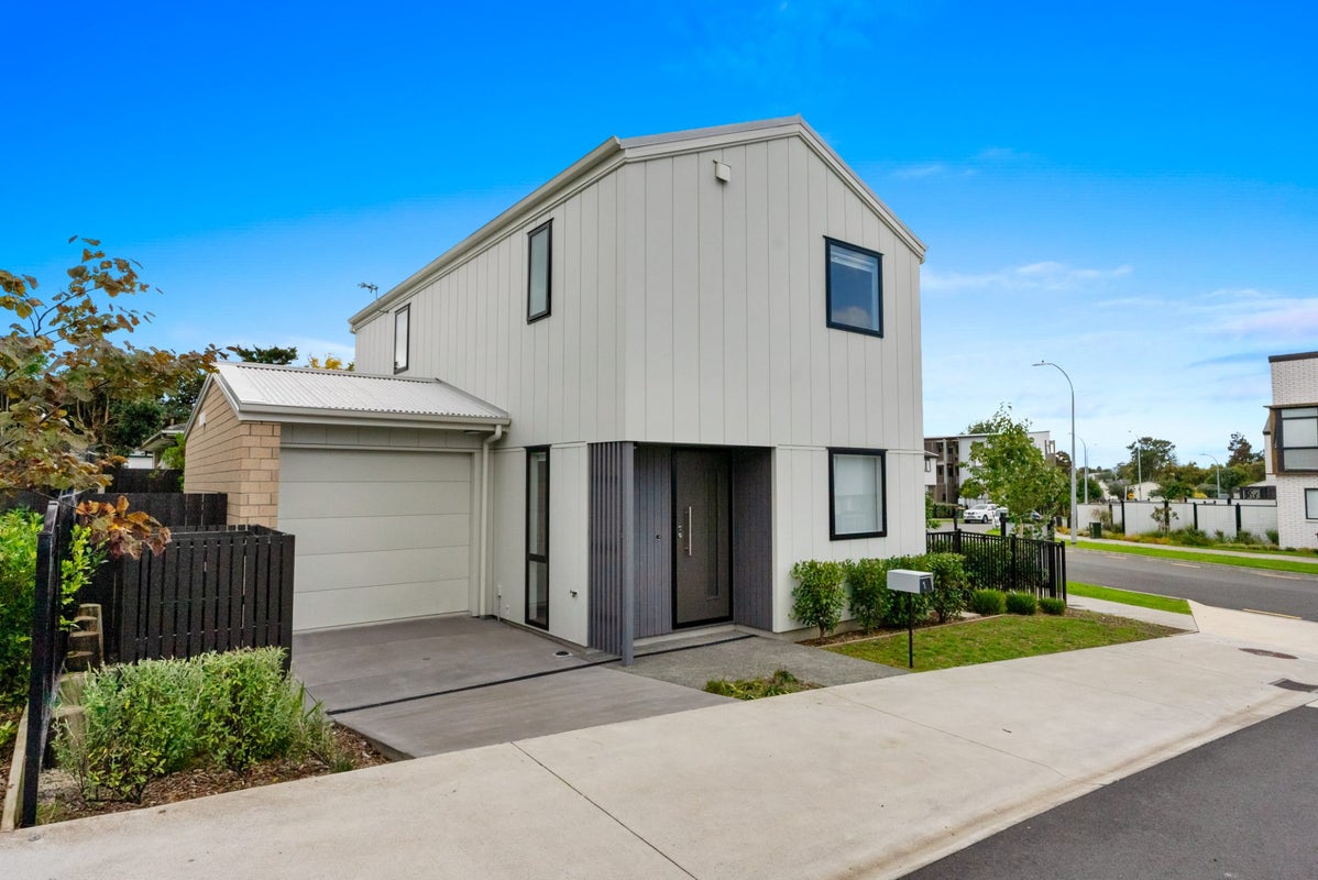 1 Ara Reti, Mangere, Auckland - Carousel 1