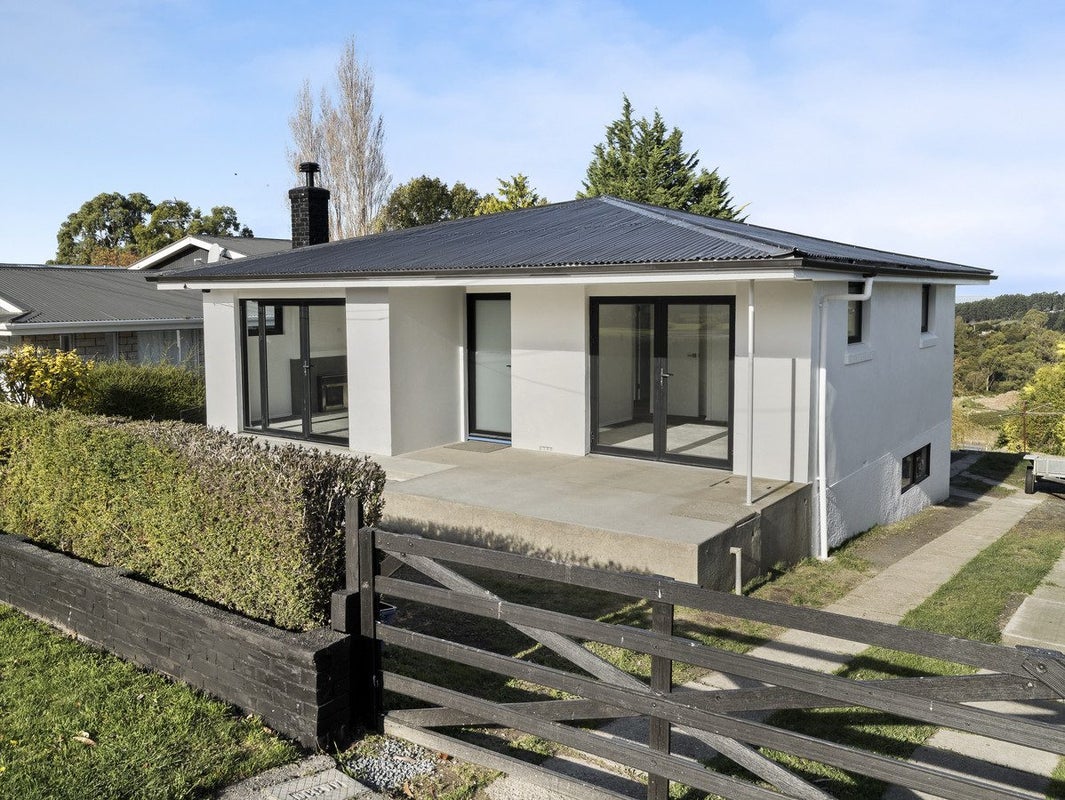161 Main Road, Fairfield, Dunedin - Carousel 1