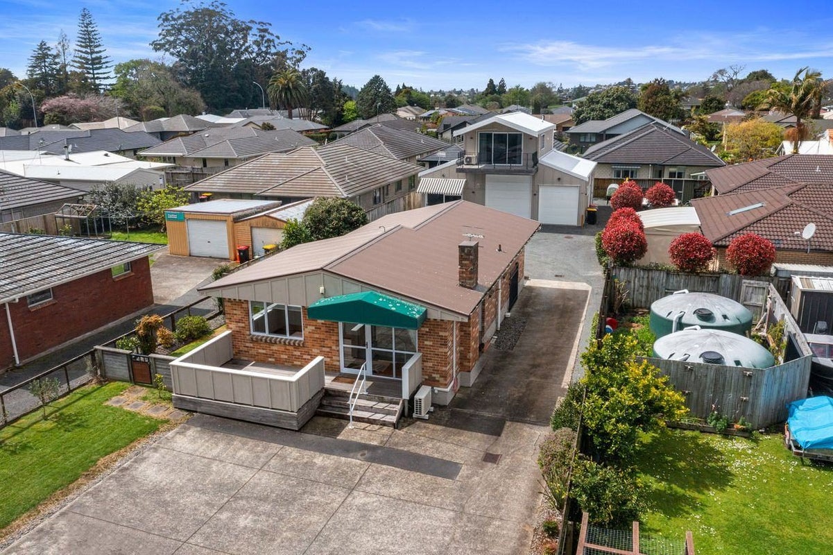 196 Moffat Road, Bethlehem, Tauranga - Carousel 2