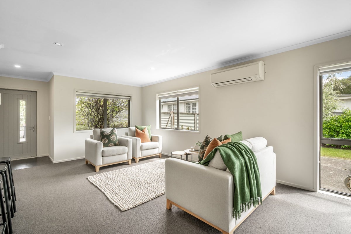 49 Melbourne Street, Windsor, Invercargill - Carousel 2