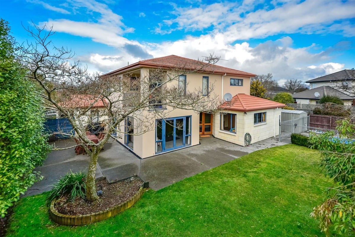 7 Fairway Drive, Shirley, Christchurch - Carousel 2