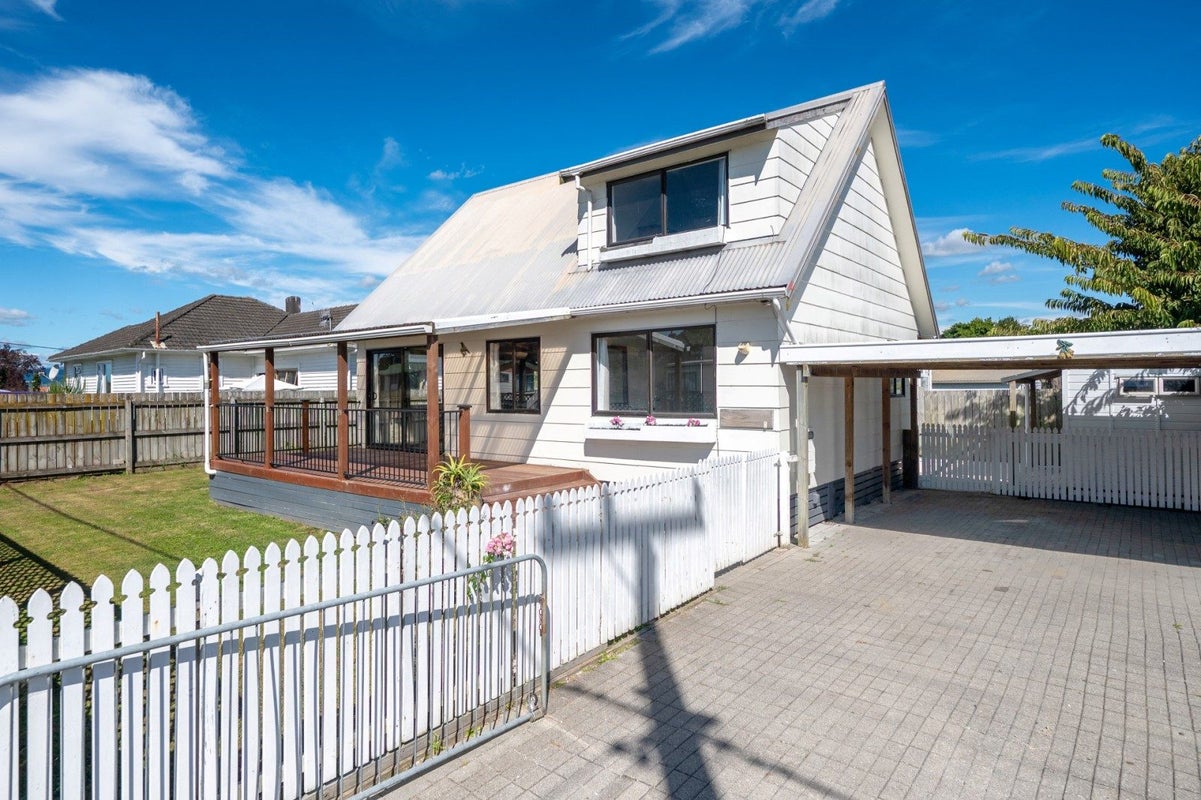 6A Nihoriki Street, Koutu, Rotorua - Carousel 1