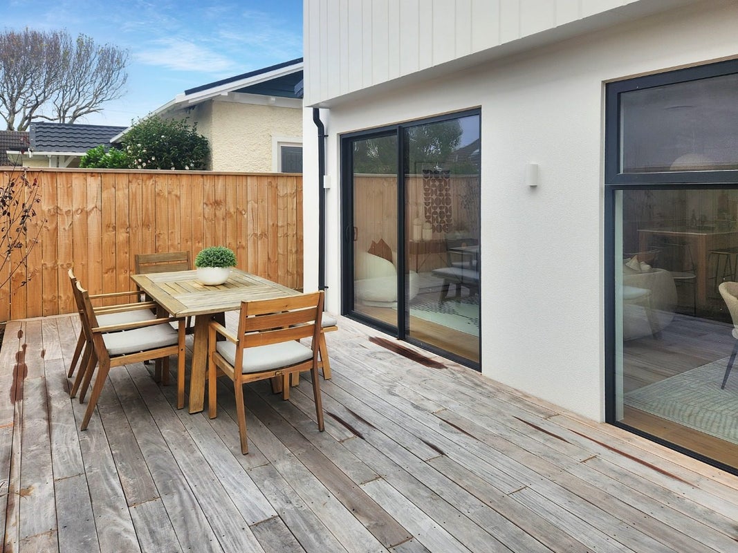 8 Maire Street, Woburn, Lower Hutt - Carousel 18