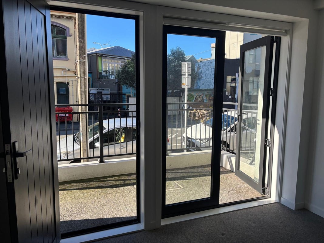 102/2 Colombo Street, Newtown, Wellington - Carousel 12