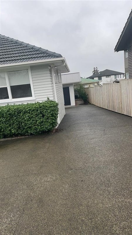 41 Farquhar Road, Glendene, Auckland - Carousel 2