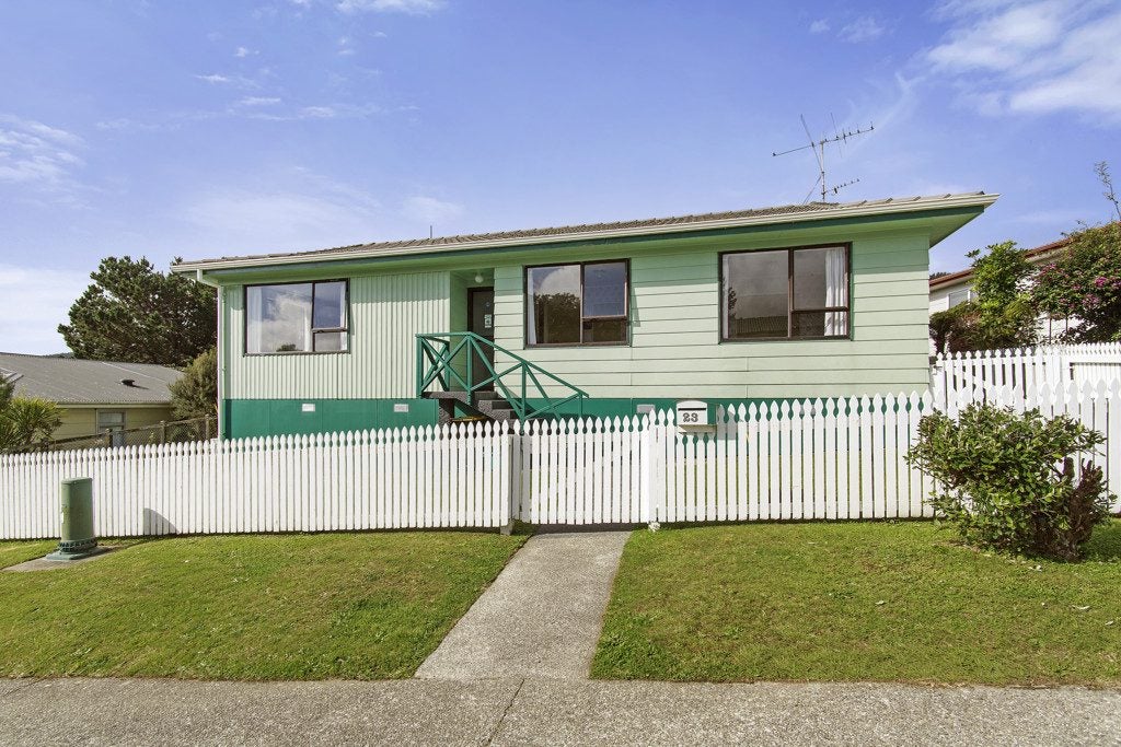 23 Nassau Avenue, Grenada North, Wellington - Carousel 1