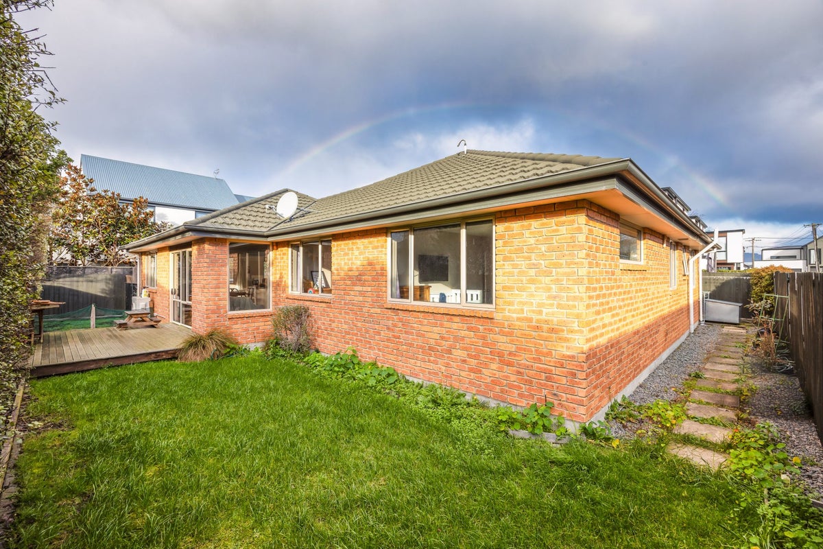 121 Canon Street, Edgeware, Christchurch - Carousel 10