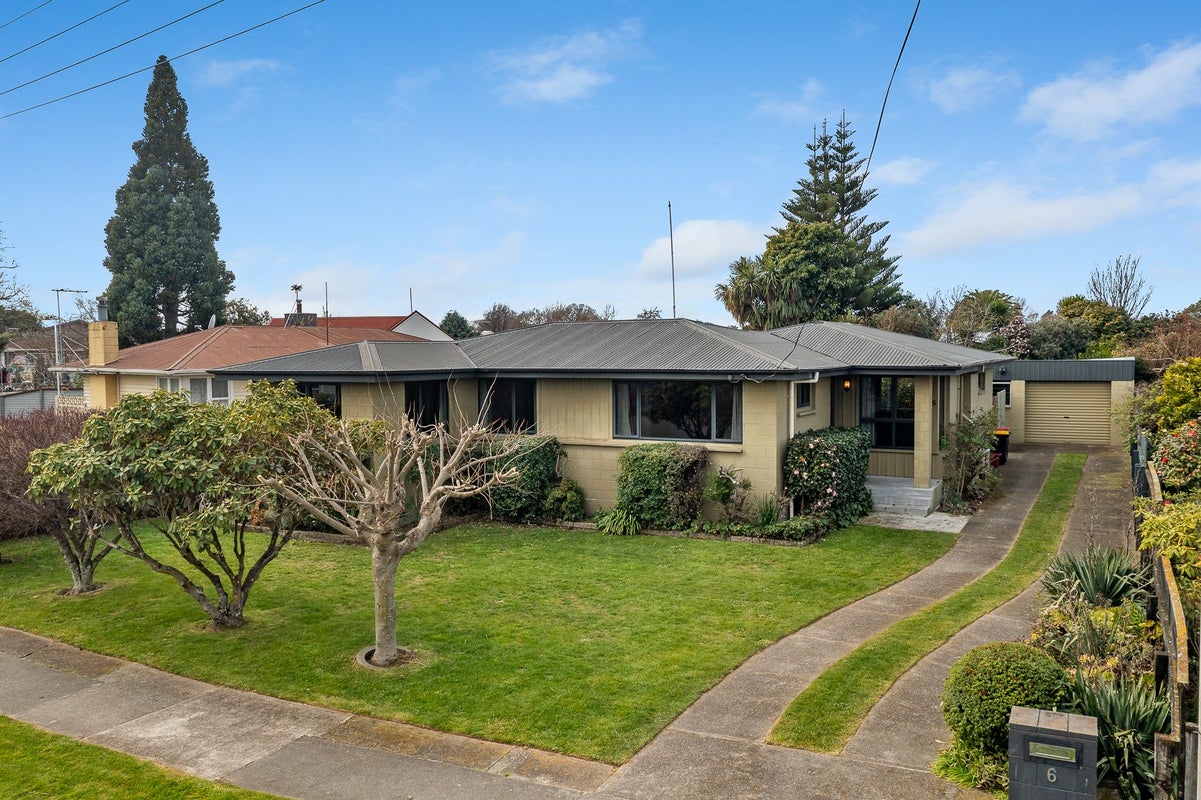 6 Endeavour Street, Riversdale, Blenheim - Carousel 2