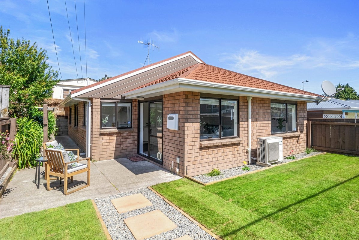 10A Waikare Road, Raumati Beach, Paraparaumu - Carousel 1