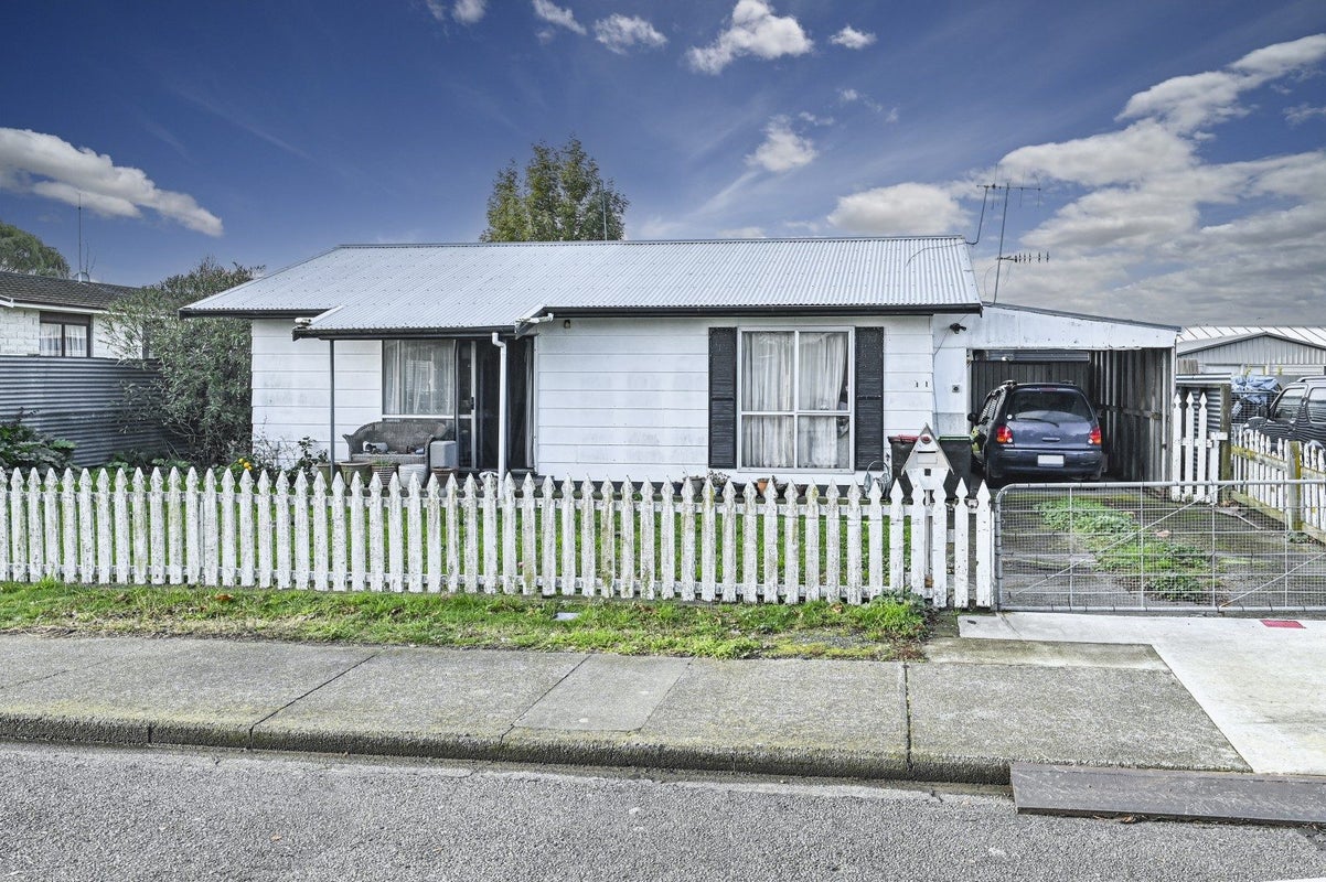 4B Scott Drive, Flaxmere, Hastings - Carousel 1