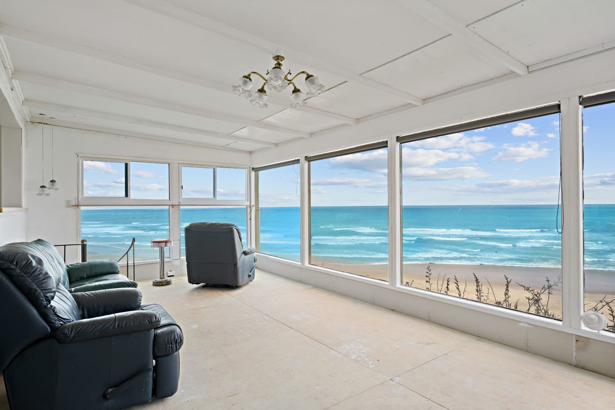 15 Tasman Heights, Te Kopuru, Te Kopuru - Carousel 1
