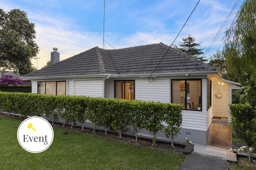1/8 Park Avenue, Northcote, Auckland - Carousel 1